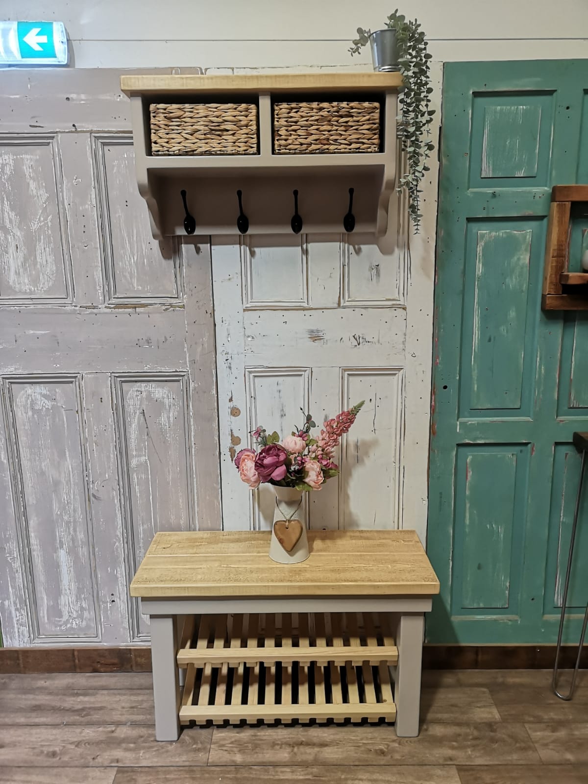 Forest Oak & Soft Grey Solid