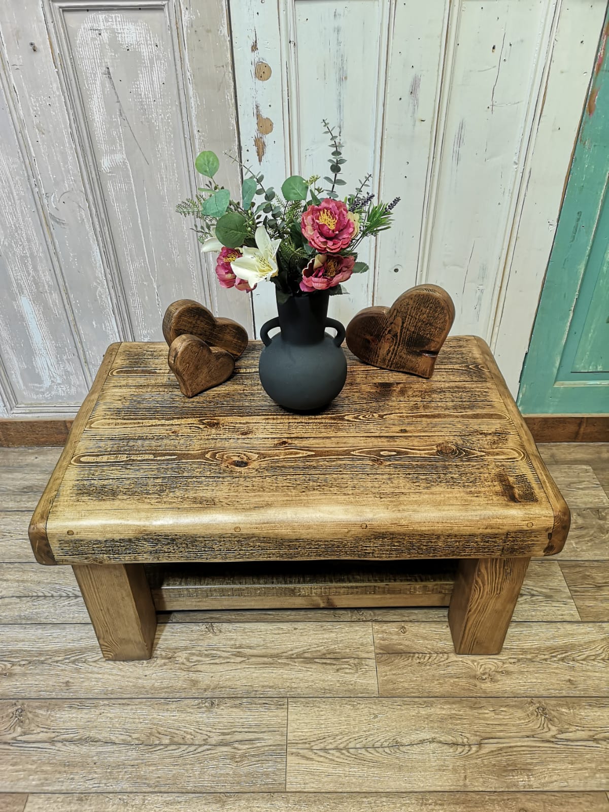 Medium Size in Jacobean