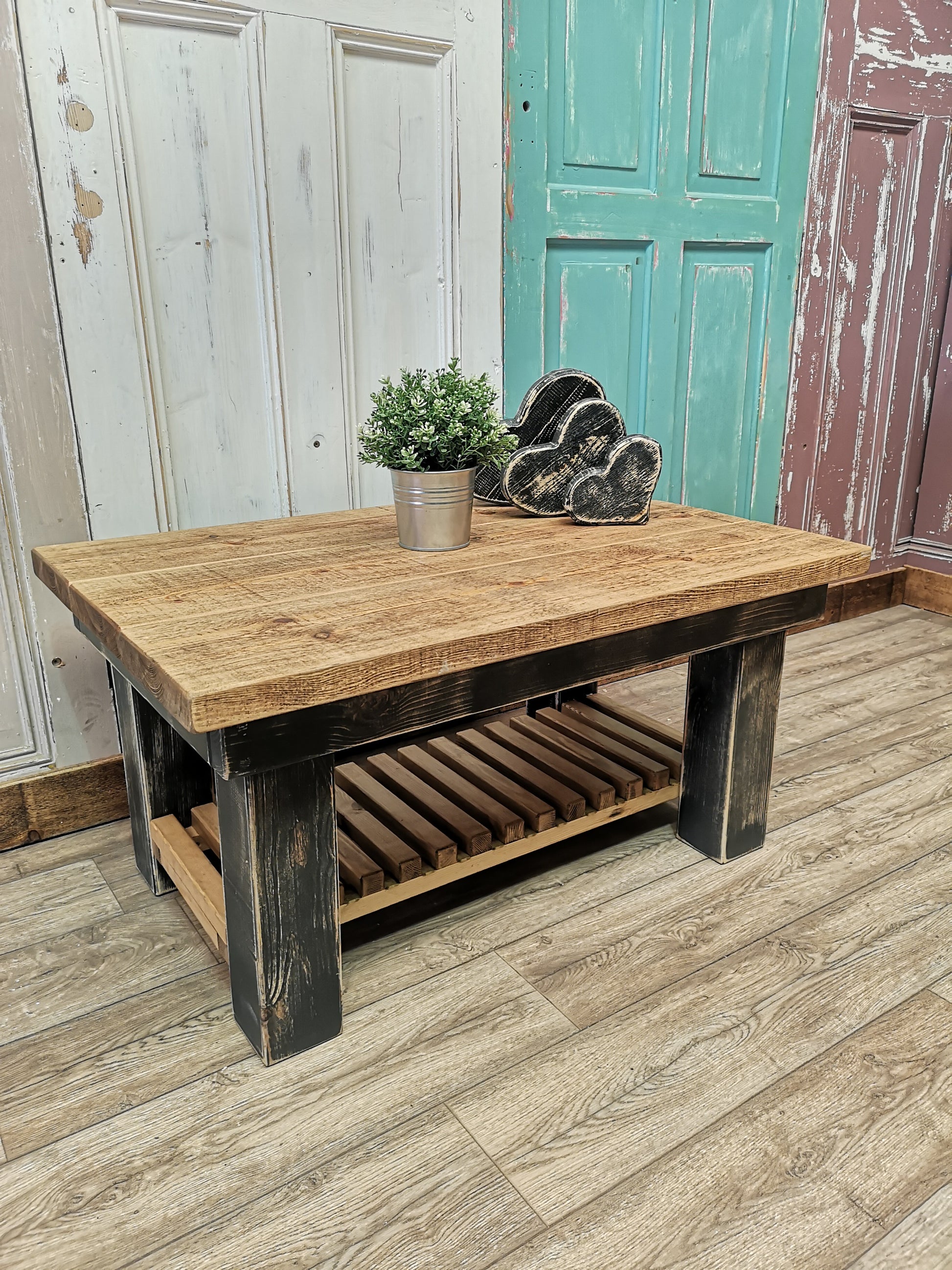 Medium Size - Medium Oak & Black Heron Shab