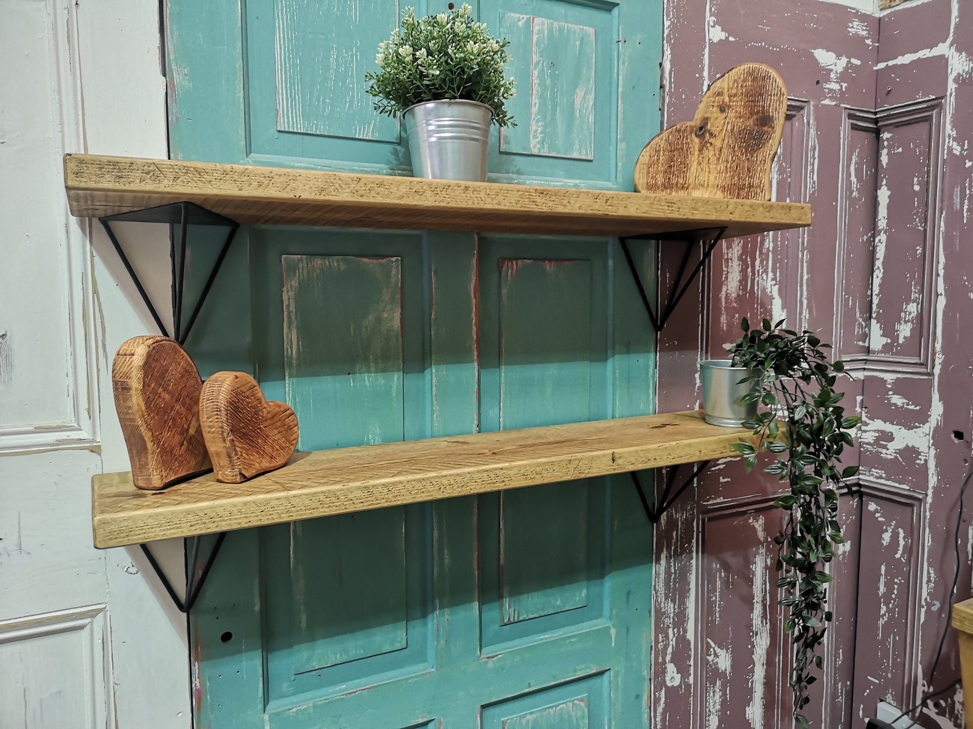 Hairpin Shelf in Medium Oak