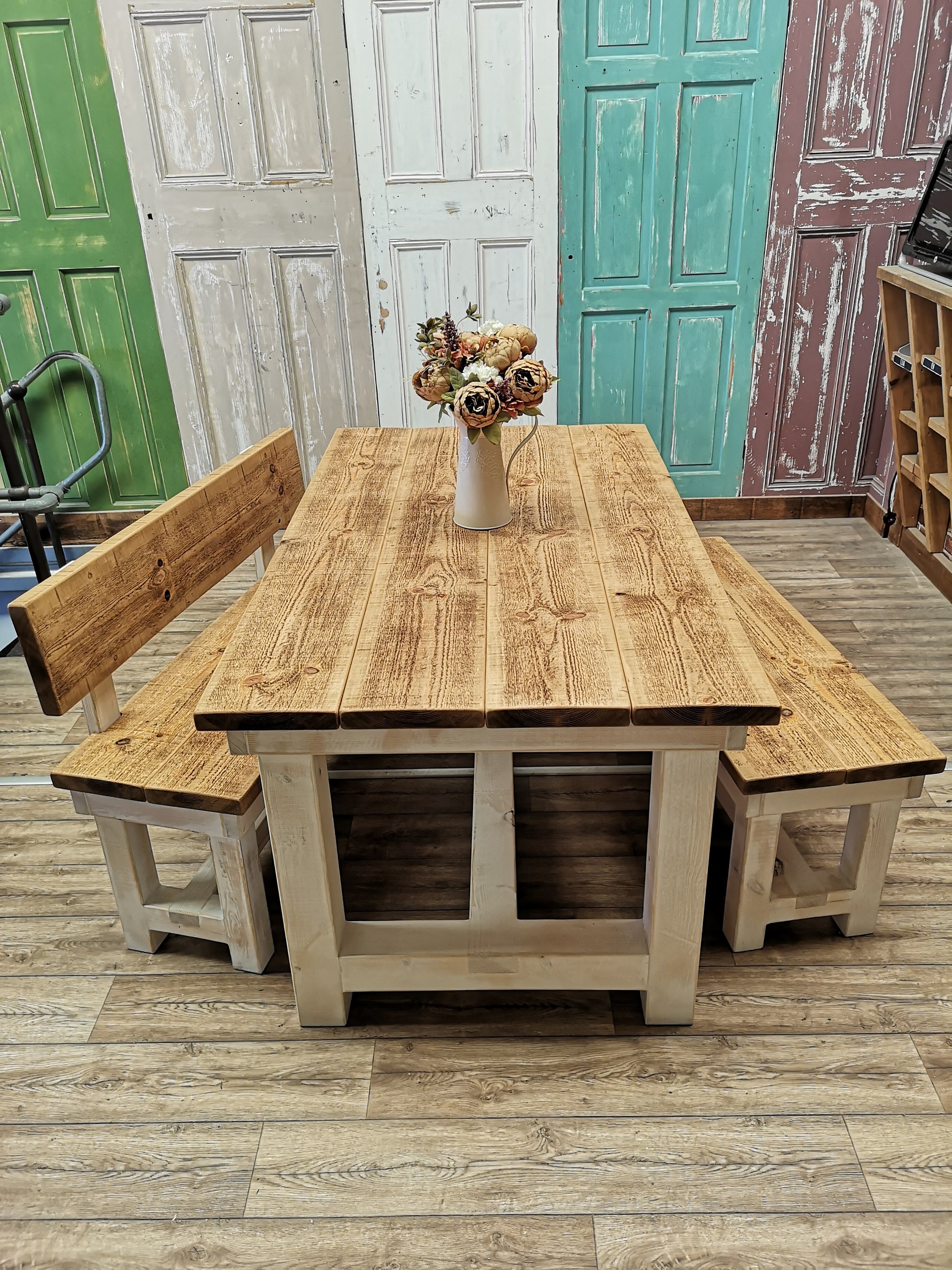 Light Oak & Pale Mortlake in Shab Finish