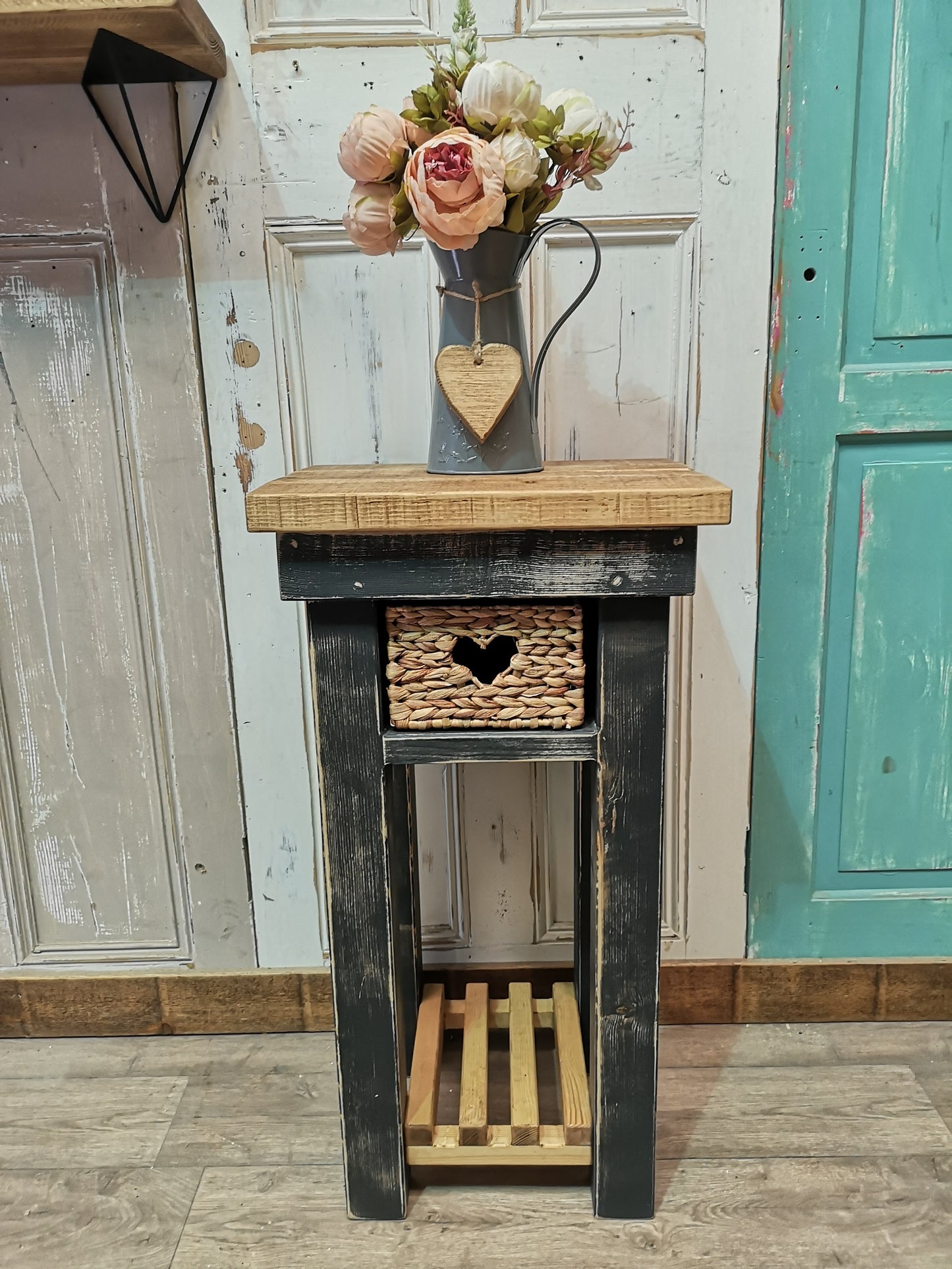 1 Basket in Medium Oak & Black Heron Shab with Shelf
