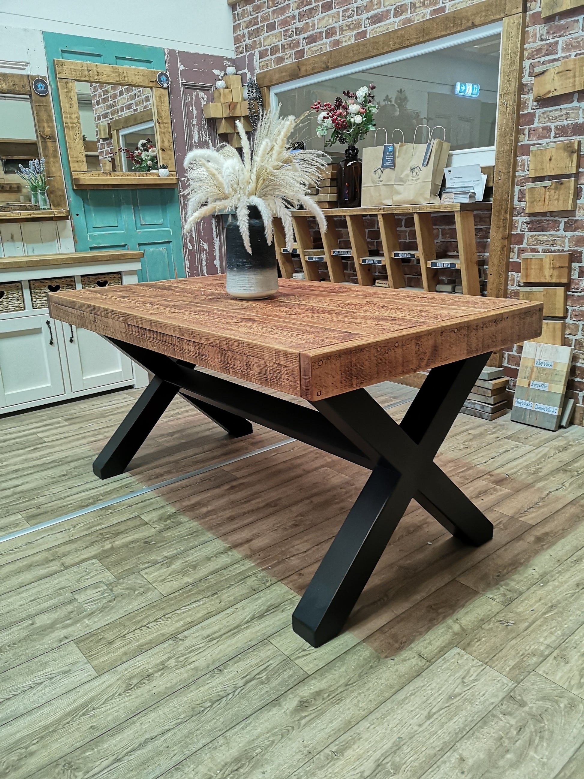 Cherry & Pitch Black