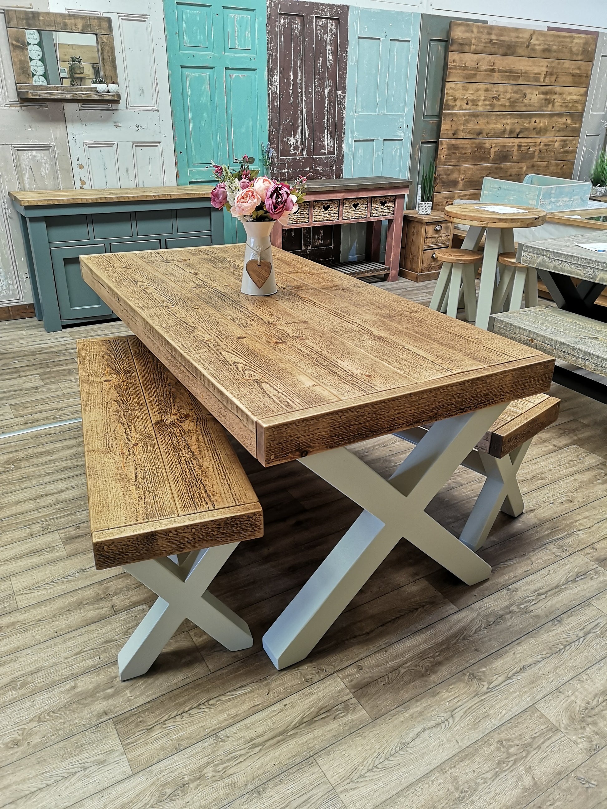 Medium Oak & Pale Mortlake (solid)