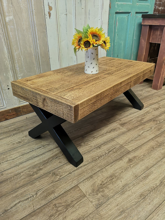 Large Size in Medium Oak and Pitch Black Solid