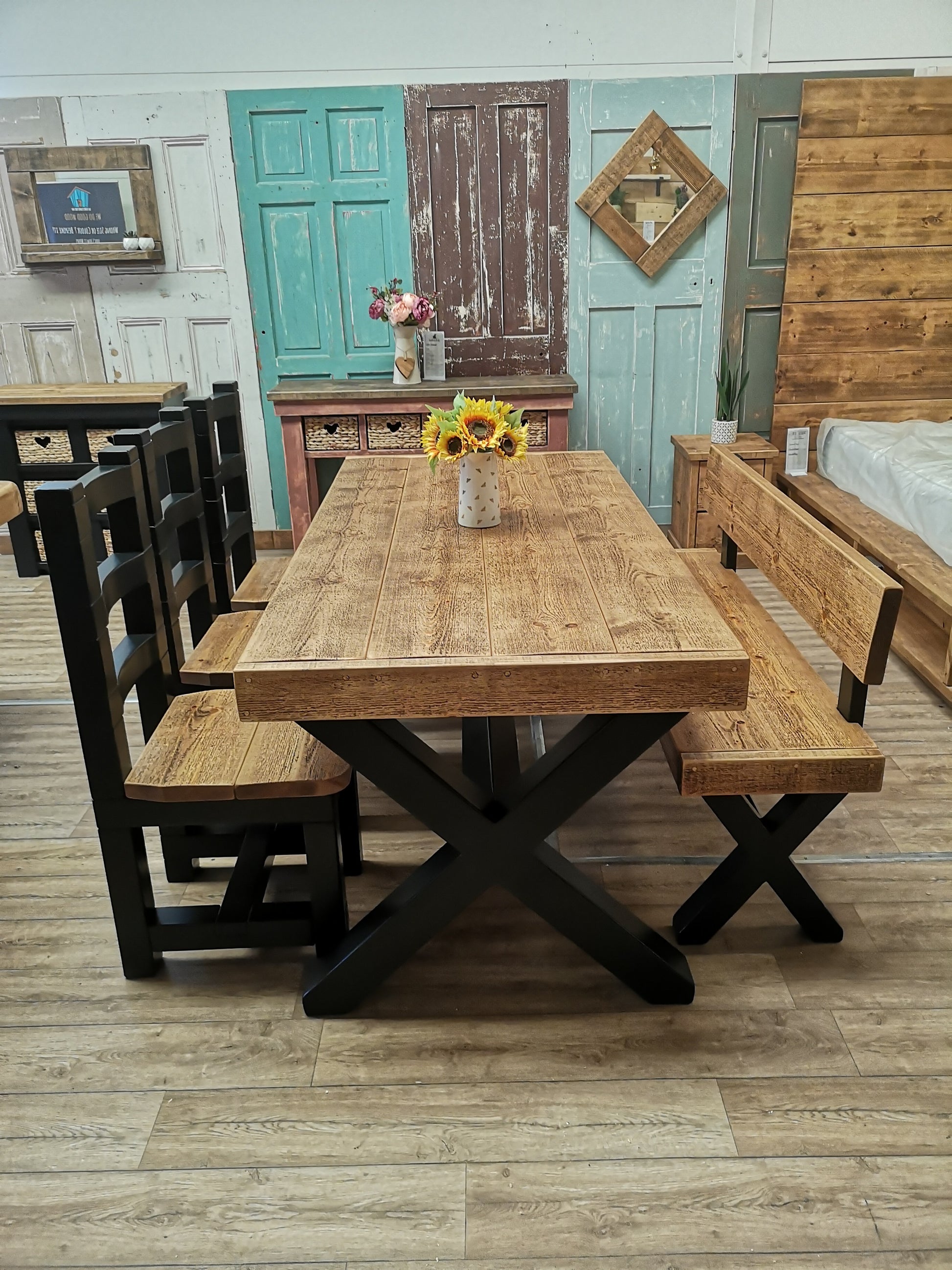 Medium Oak & pitch Black with Farmhouse Chairs