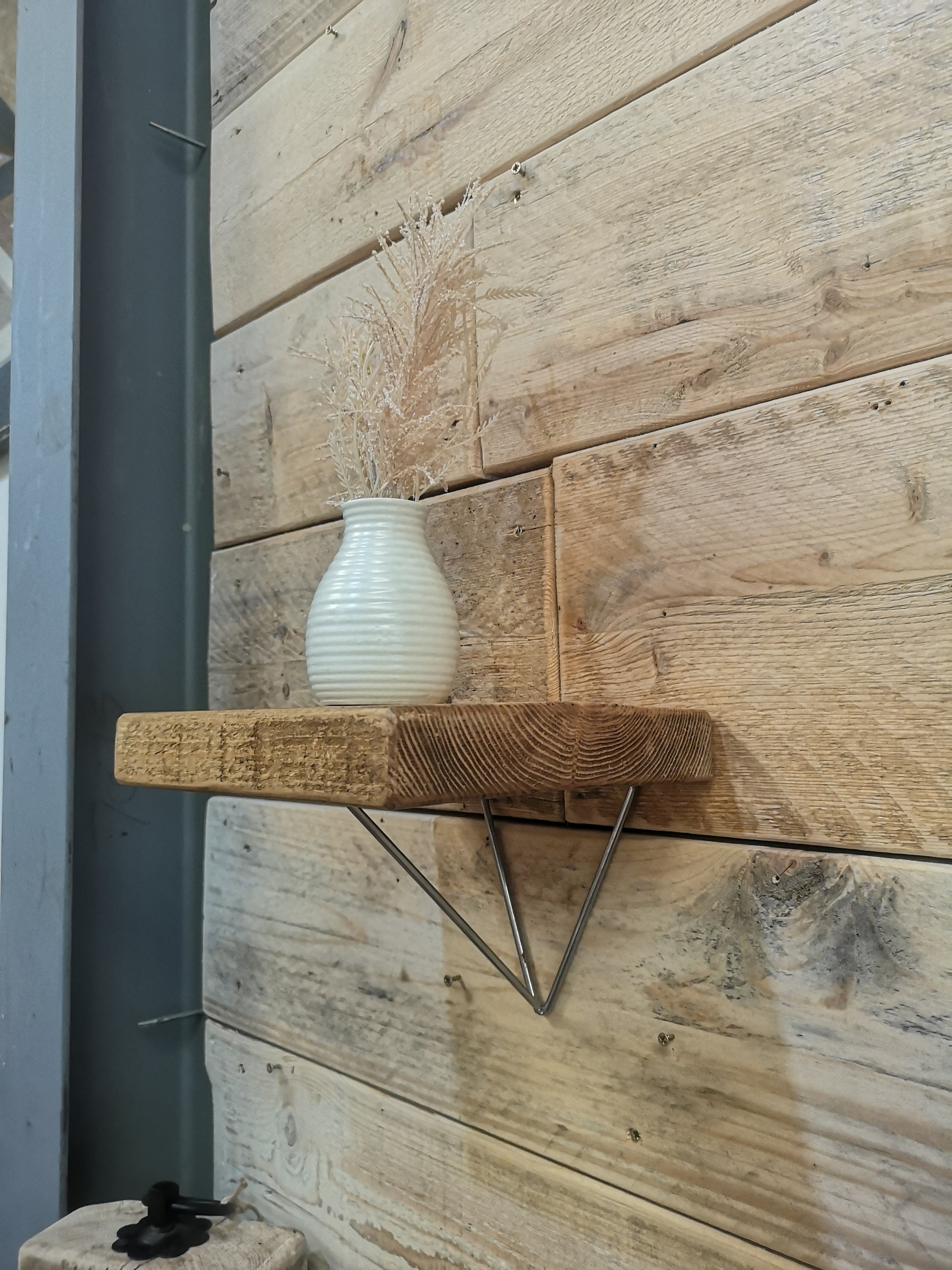 Jacobean with Silver Bracket