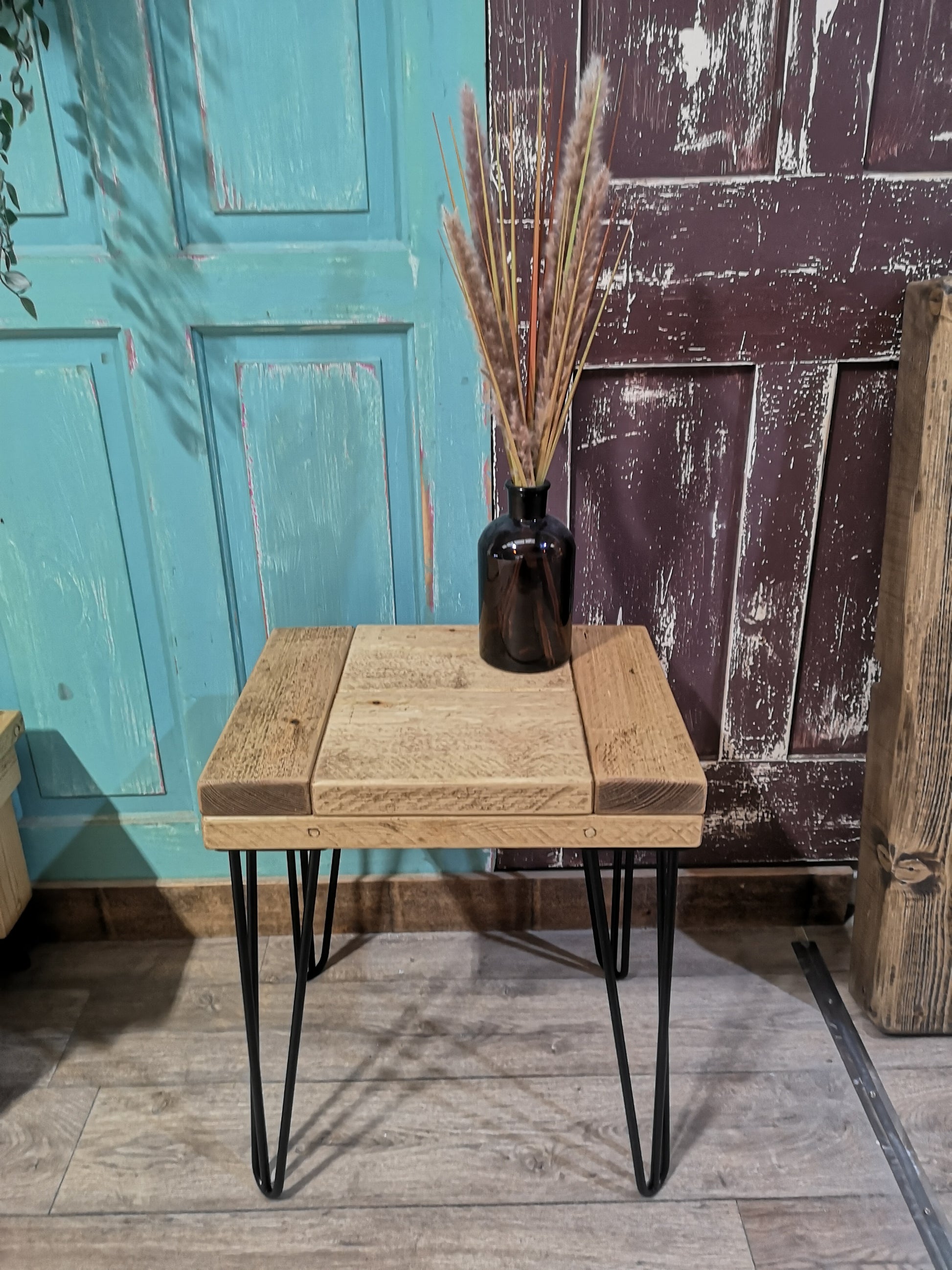 Medium Oak and Black Legs