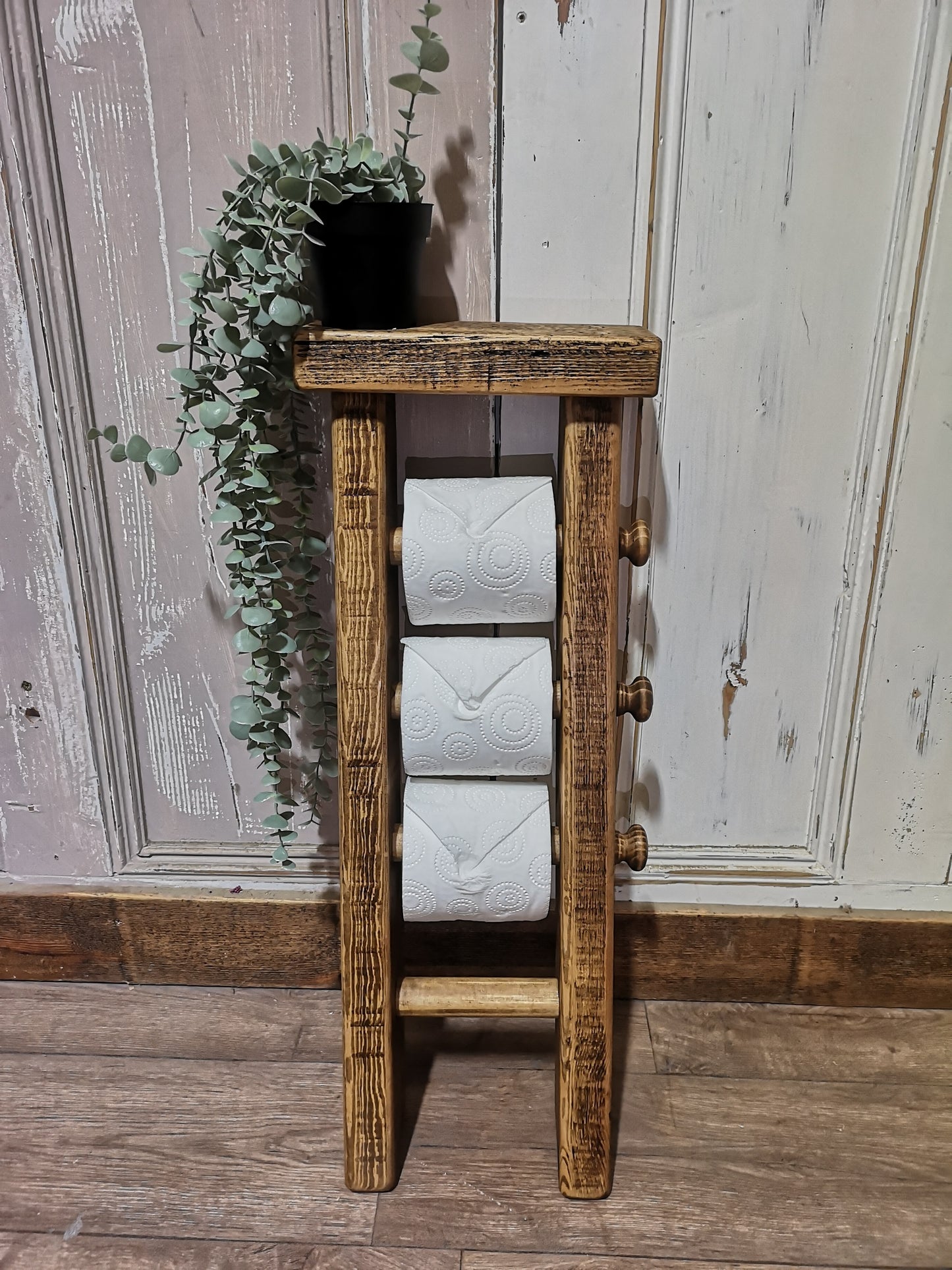 Loo Roll Ladder