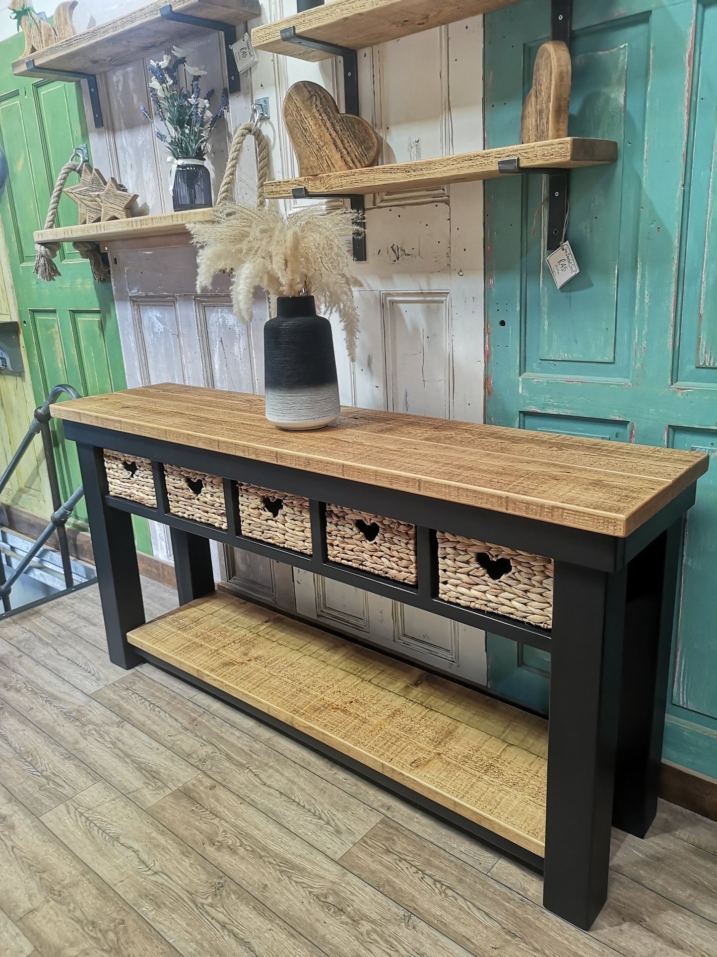 5 Bsket in Medium Oak & Pitch Black Solid with Shelf