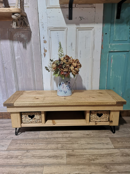 Medium Oak & Black Feet