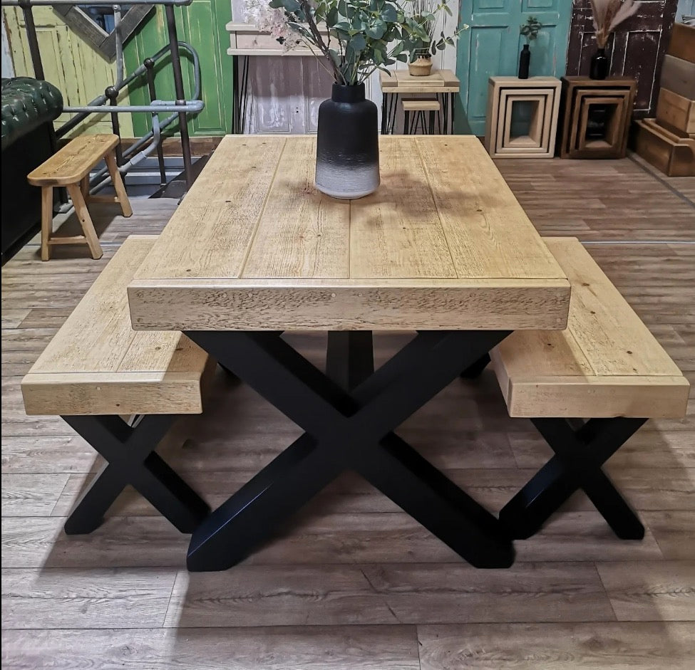 Light Brown & Pitch Black