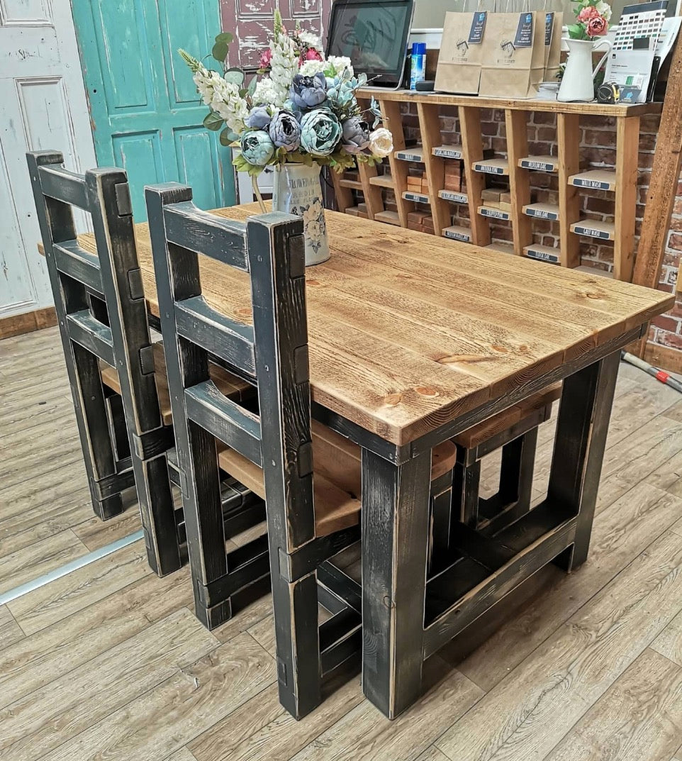 Mediu Oak & Black Heron Shab