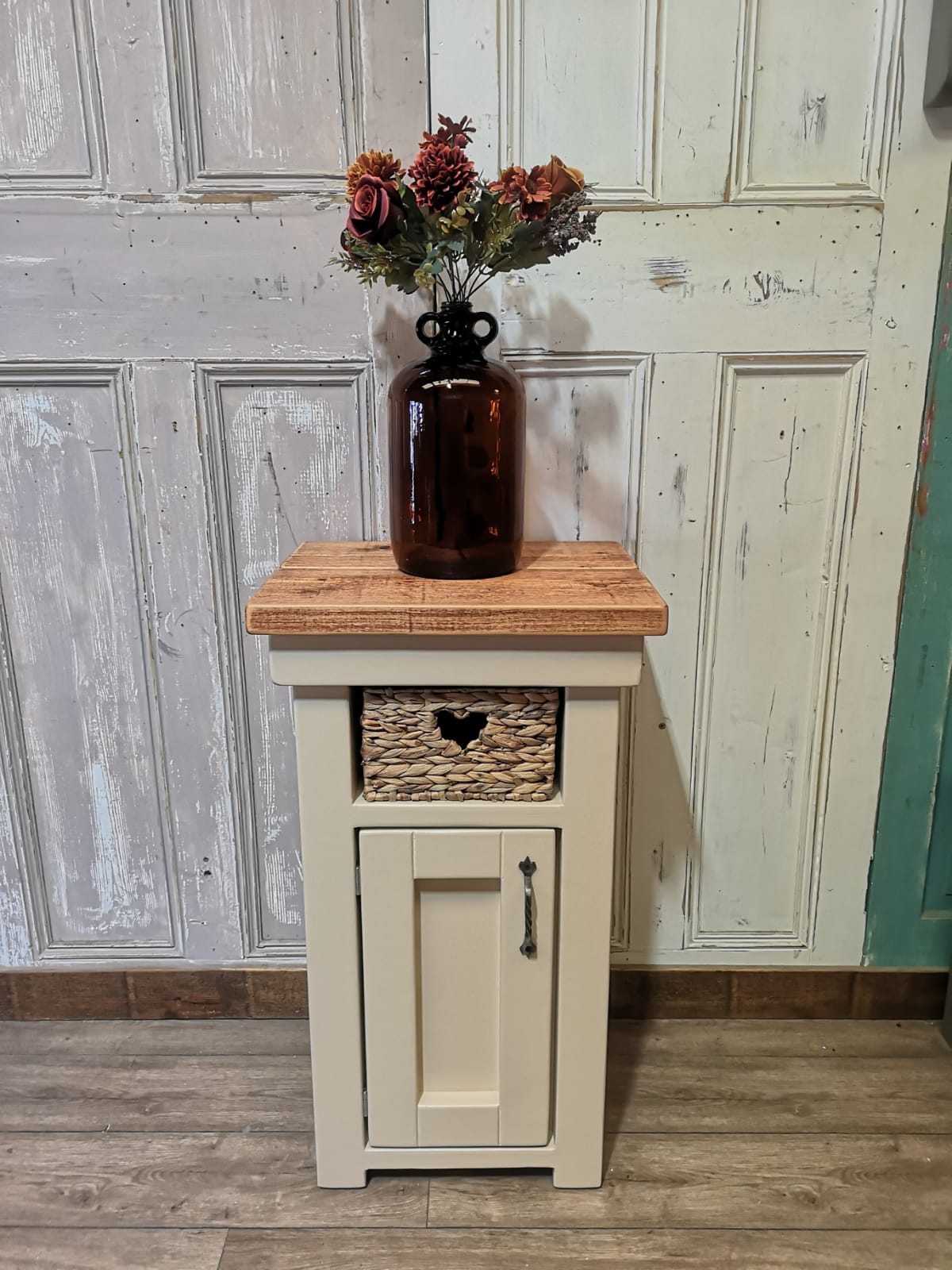 1 Basket - Medium Mahogany & Nut Smoothie (Solid)