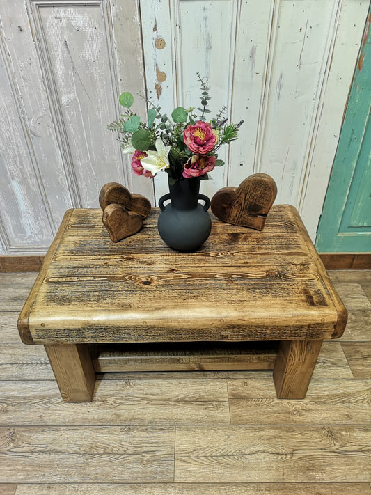 Medium Size in Jacobean