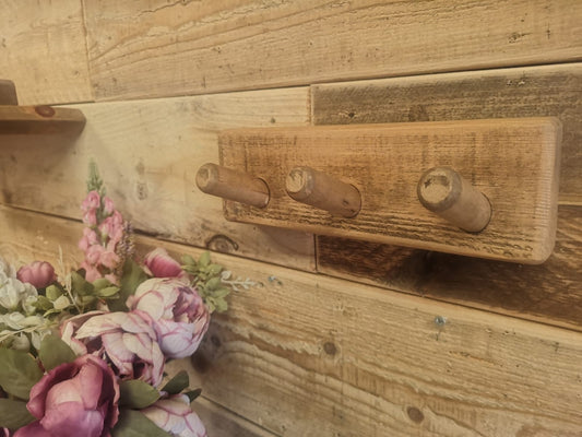Medium Oak 3 peg